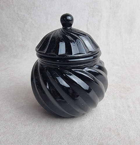 Bonbonnière opaline noire - bonbonnière,