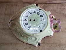 Horloge murale Boulangère en barbotine