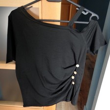 Top noir - épaule dénudée -