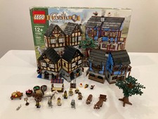Lego 10193 Village du marché médiéval 100% Complet occasion