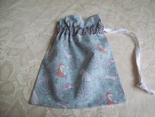 sac,pochon,enfant,gouter,bibliothèque,livre,chaussons,crèche,cahier,cantine