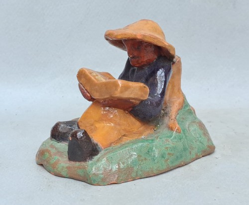 Figurine terre cuite - figurine, en