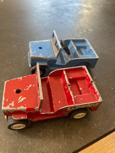 Jeep salza lot - ,, à