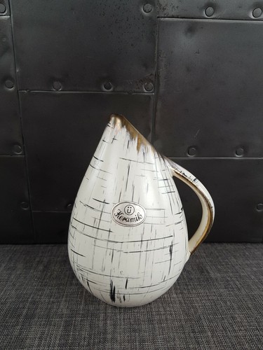 Vase sur céramique 421 bord