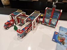 La Caserne Pompiers Avec Camion Grande Echelle Lego City 7208