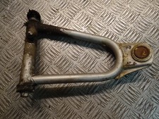 triangle avant supérieur gauche yamaha 200 blaster