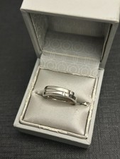 belle bague en argent massif