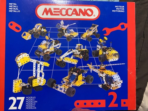 Meccano set with motor - motor, in