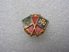 Broche drapeaux de l'amitié