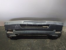 enjoliveur pare-choc avant