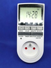 Unodeco Minuterie Numérique Programmateur Journalier/Hebdomadaire Timer 230V 16A