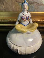 Bonbonnière porcelaine Art