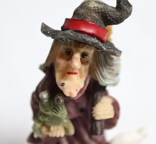 Figurine sorcière rare - figurine,