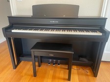Yamaha Clavinova CLP 745