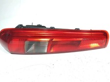 FEU ARRIERE GAUCHE 1324570 FORD FIESTA 5 phase 1 (09/2002 10/2005) / NE 174733