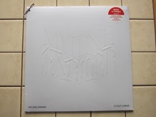 33 t Mylene Farmer à tout