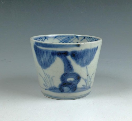 Vaisselle ancienne - , en