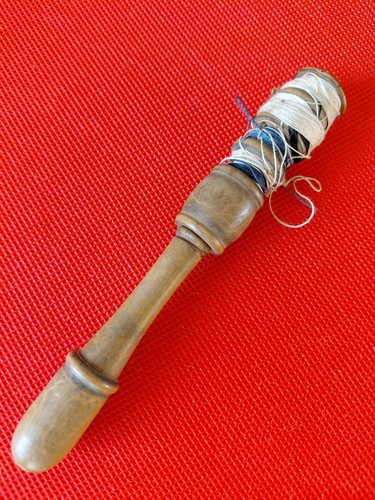 Ancienne cousette poilu - cousette,