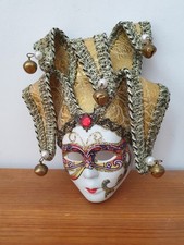 Magnifique petit masque vénitien peint à la main richement décoré made in Italy