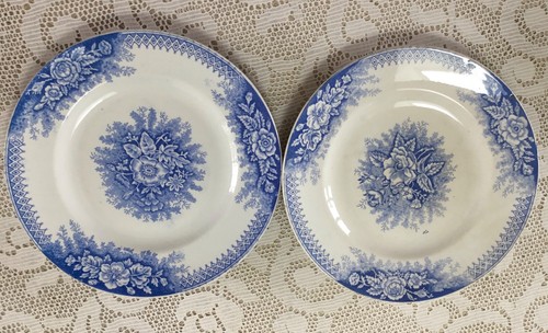 Anciennes assiettes bleues - assiettes,