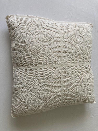 Gros coussin entierement - entierement, «