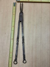 pince de forge fer forgé maréchal-ferrant outil ancien pince de cheminée