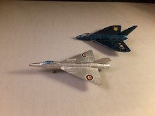 Lot de 2 SOLIDO avion FAIREY-DELTA  / NAVY jouet ancien