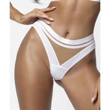 String V-10765 Axami