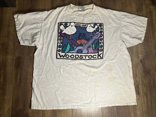 Vtg 1994 woodstock year - vtg,