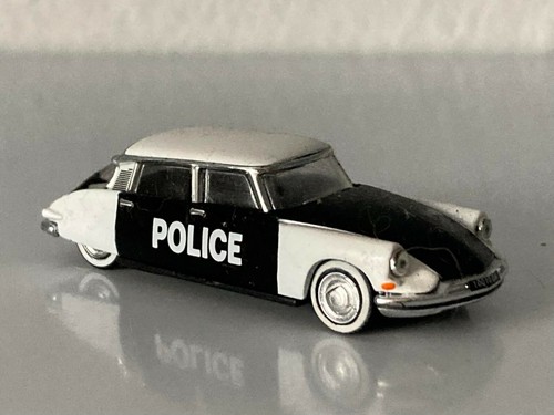 Citroen ds19 echelle - ds19,