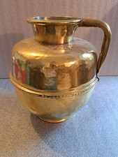 19e siècle, grand pot à lait en laiton (dit canne à lait) très déco.