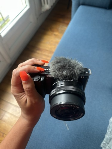 Sony alpha e10 - sony, zv-e10