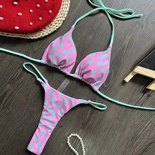 Mini Bikini Rose Avec Des
