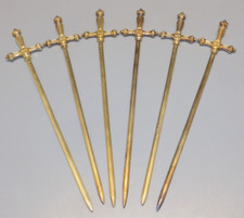 -6 PICS A BROCHETTES HATELETS MARQUE ERCUIS forme EPEES Dorées déco PLAT    D