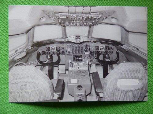 Swissair cockpit - ,