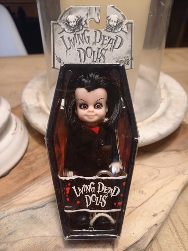 Living dead dolls lou - -,
