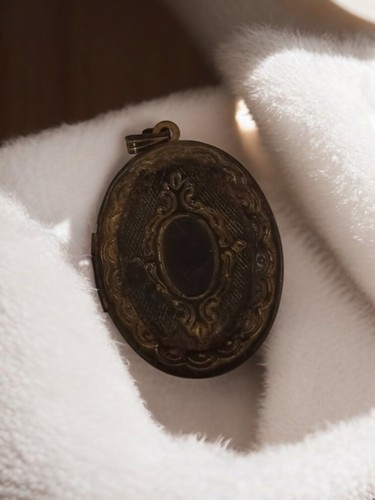 Pendentif ancien rétro - , ovale