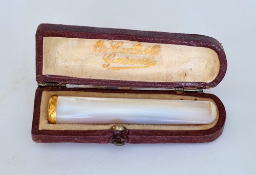 Ancien fume cigarettes - ancien,