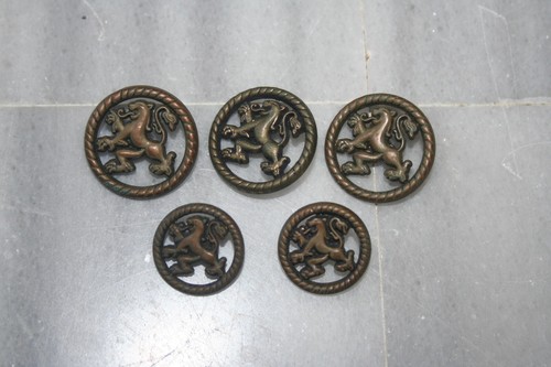 Lot boutons anciens de - 5,
