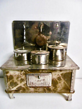 JOUET ANCIEN - CUISINIÈRE EN TÔLE DÉCOR MARBRÉ ÉPOQUE 1900 + ACCESSOIRES