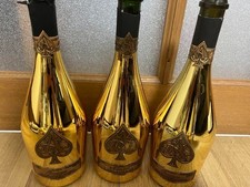 Lot de 3 bouteilles vides