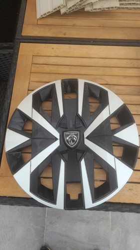 Enjoliveur monti - 4,