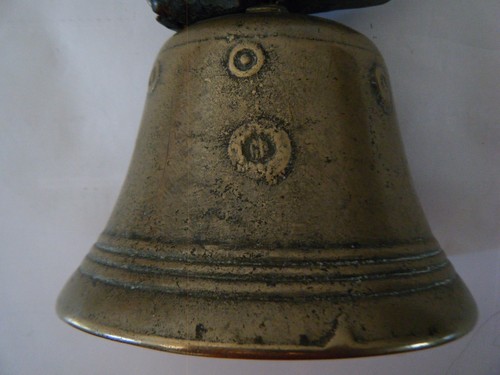 Cloche vache bronze - cloche,