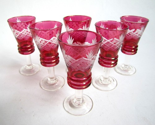 Verres liqueur sur - 6, à