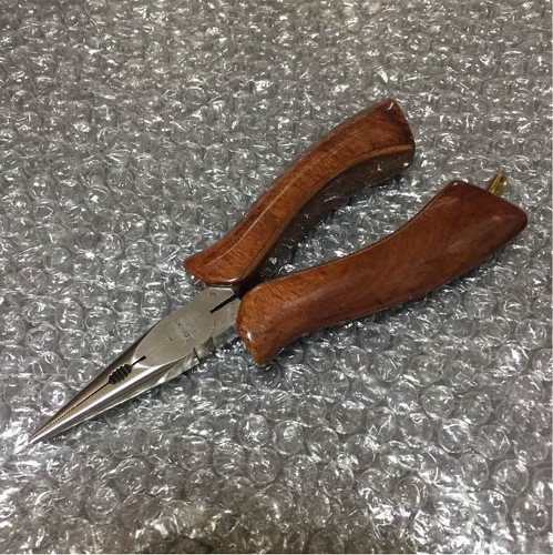 Pince truite avec - pince,