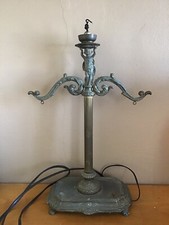 Pied de Lampe Ancien Style