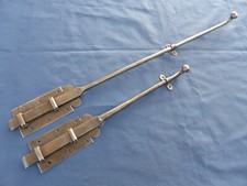 2 targettes ouvragée fer