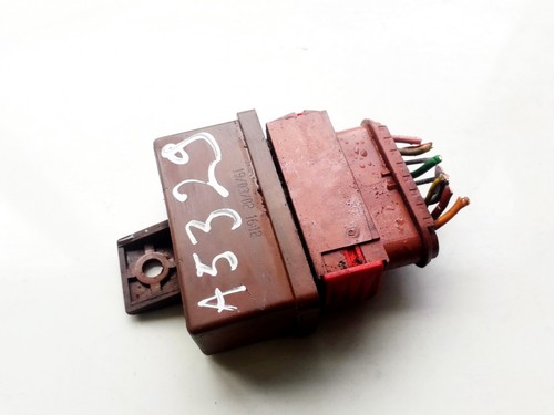 Peugeot 607 2002 relay module - peugeot,