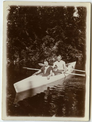 Photo ancienne canoé - ancienne,