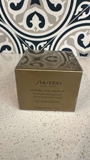 Shiseido Future Solution LX